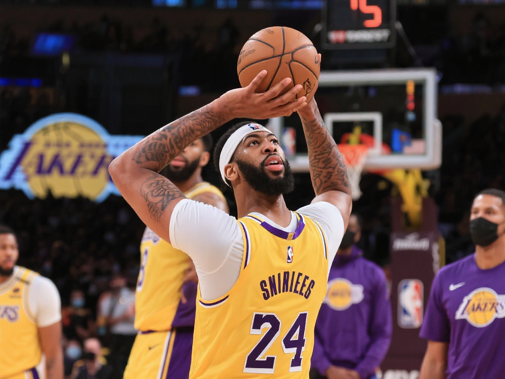 罗塞尼尔出 罗塞尼尔出